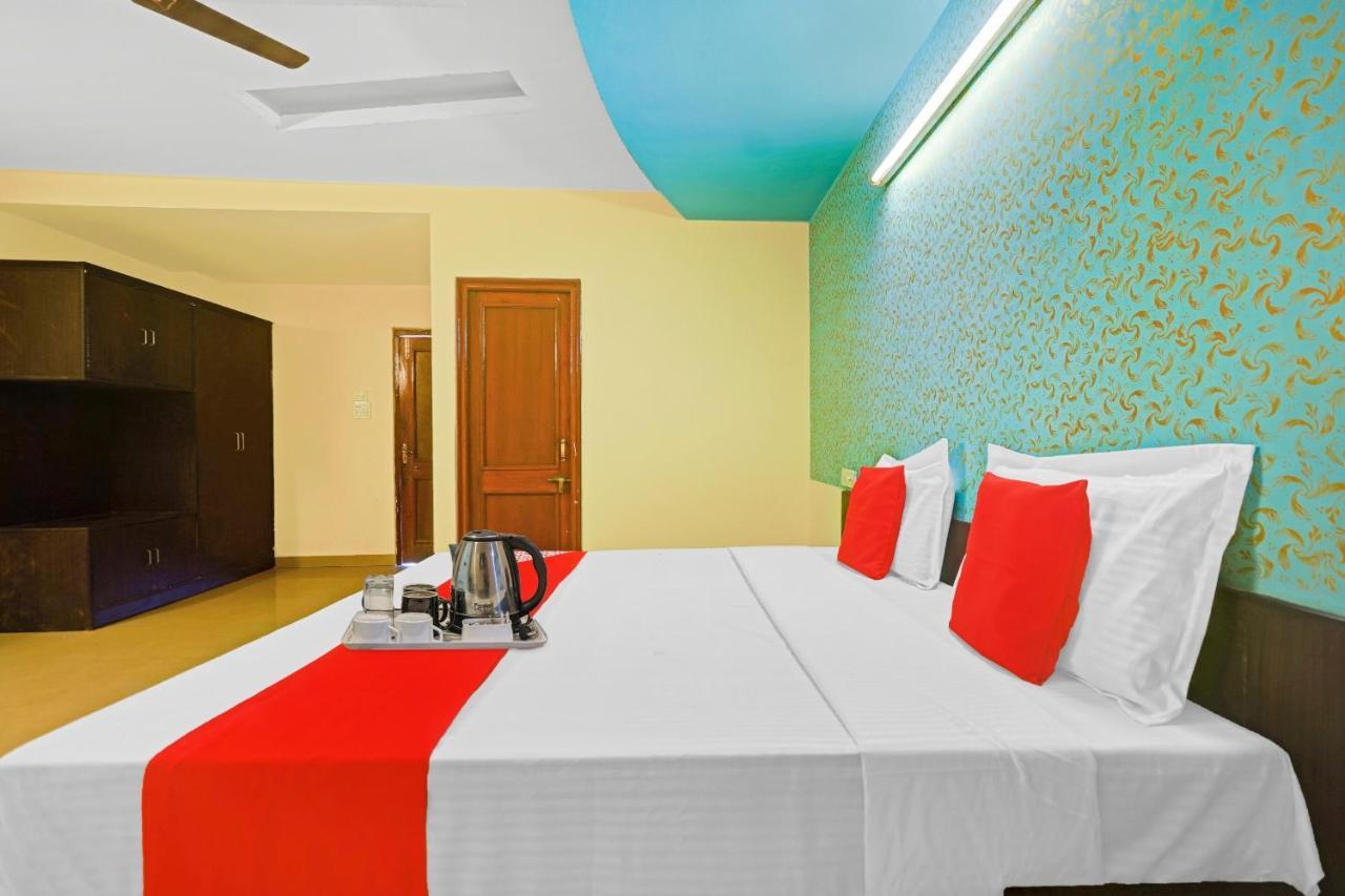 Oyo 87701 Lucky Farm Hotel Shahpur  Exterior photo